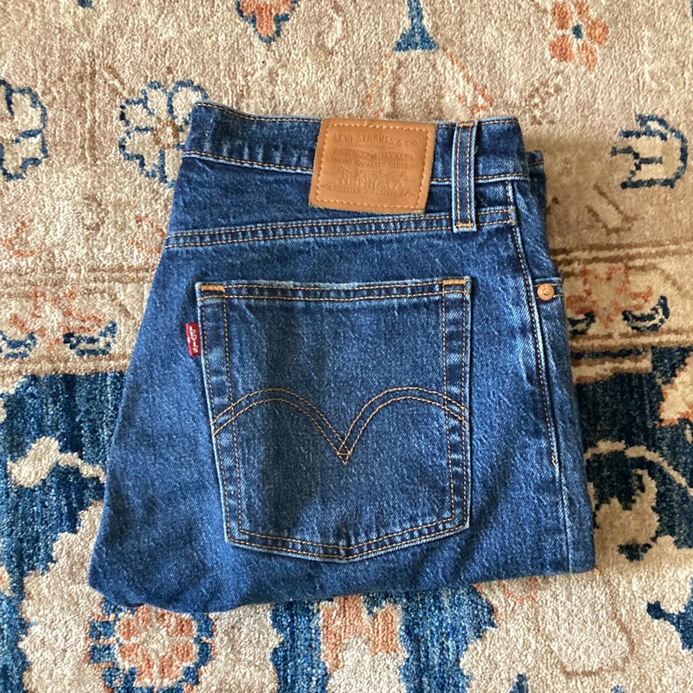 Levi’s Wedgie Straight